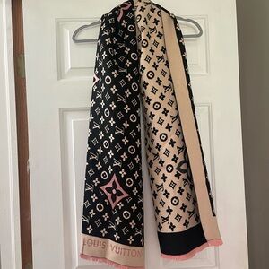 Louis Vuitton Scarf